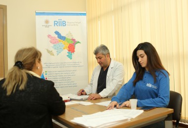 Milli Onkologiya Mərkəzi və RİİB Gəncə-Qazax regionunda ödənizşiz tibbi müayinələri davam etdirir