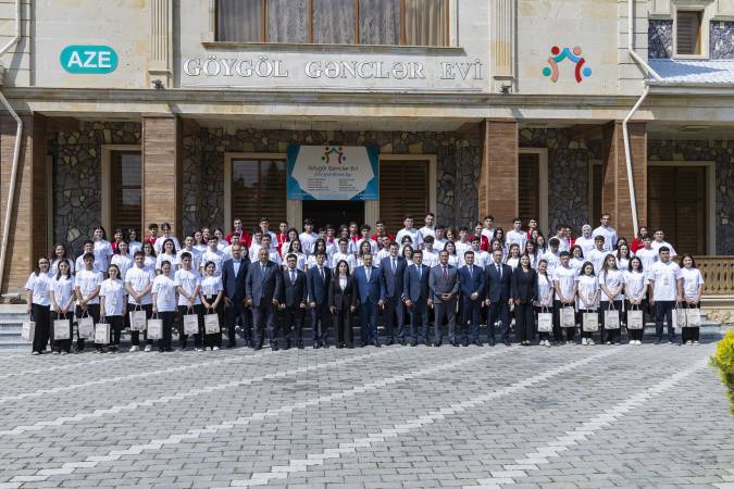 “Tarixin izi ilə: yaddaşımız gələcəyimizdir” V gənclər düşərgəsinin açılışı olub